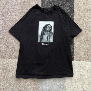 Primitive Uprising Short Sleeve T-
Shirt Black